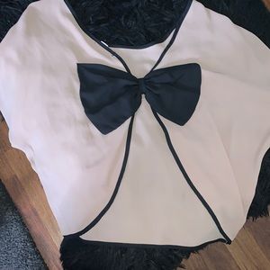 Blouse with open back with bow